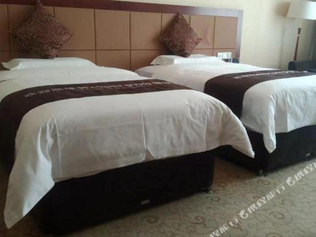 Qingdao Chengyang Detai Hotel Exterior foto